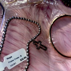 Brand new silver and gold plated jewelers 21+ pieces